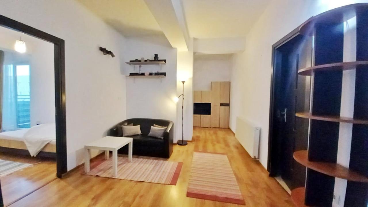 Apartment Black And White House *